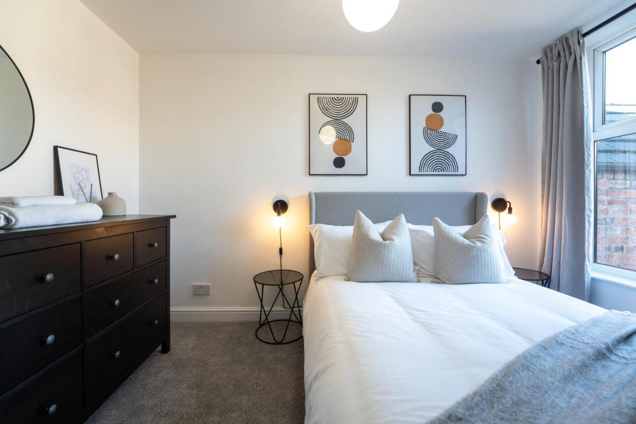 Southview Stays - Three Bedroom House 切斯特 外观 照片