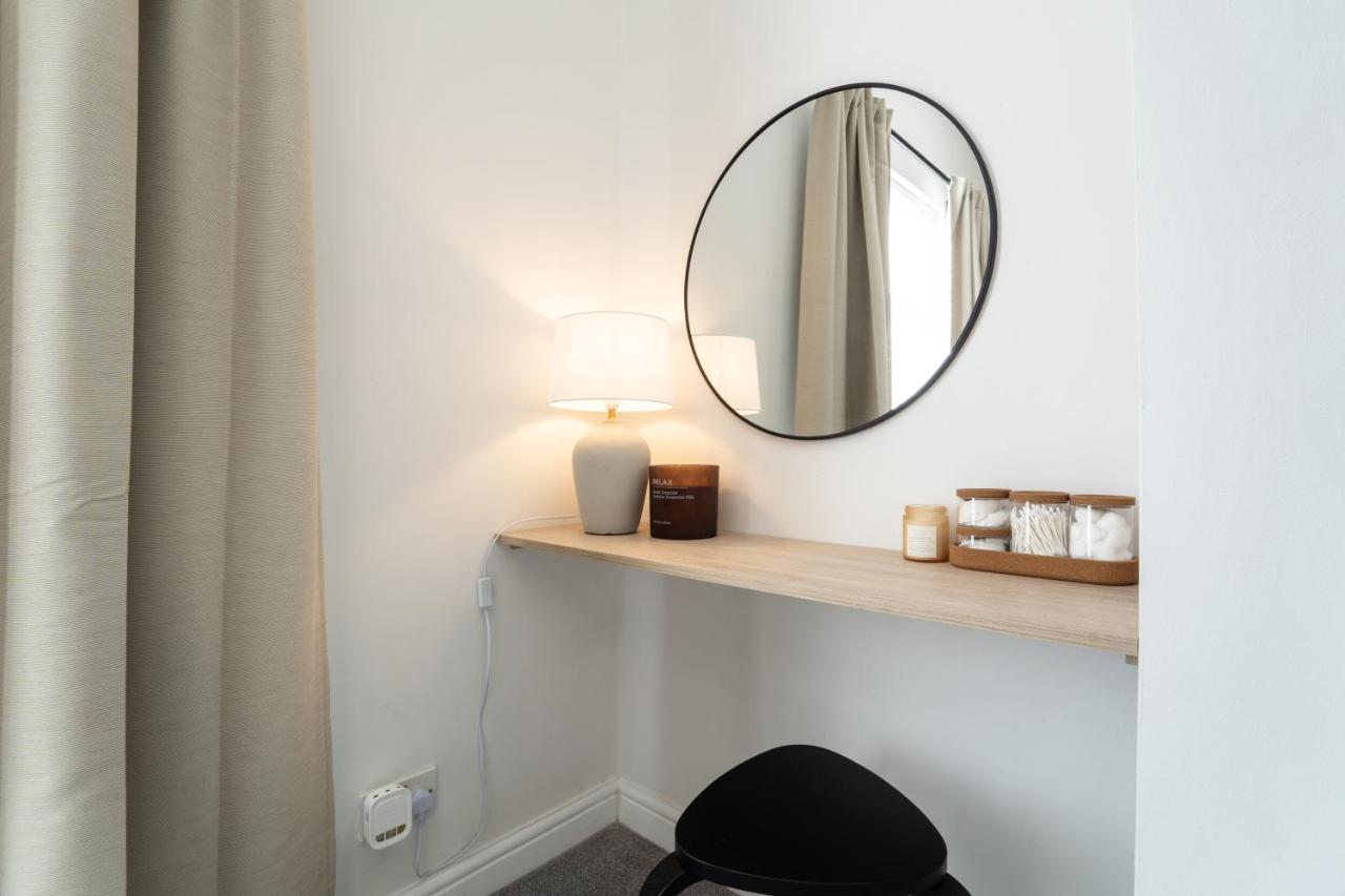 Southview Stays - Three Bedroom House 切斯特 外观 照片