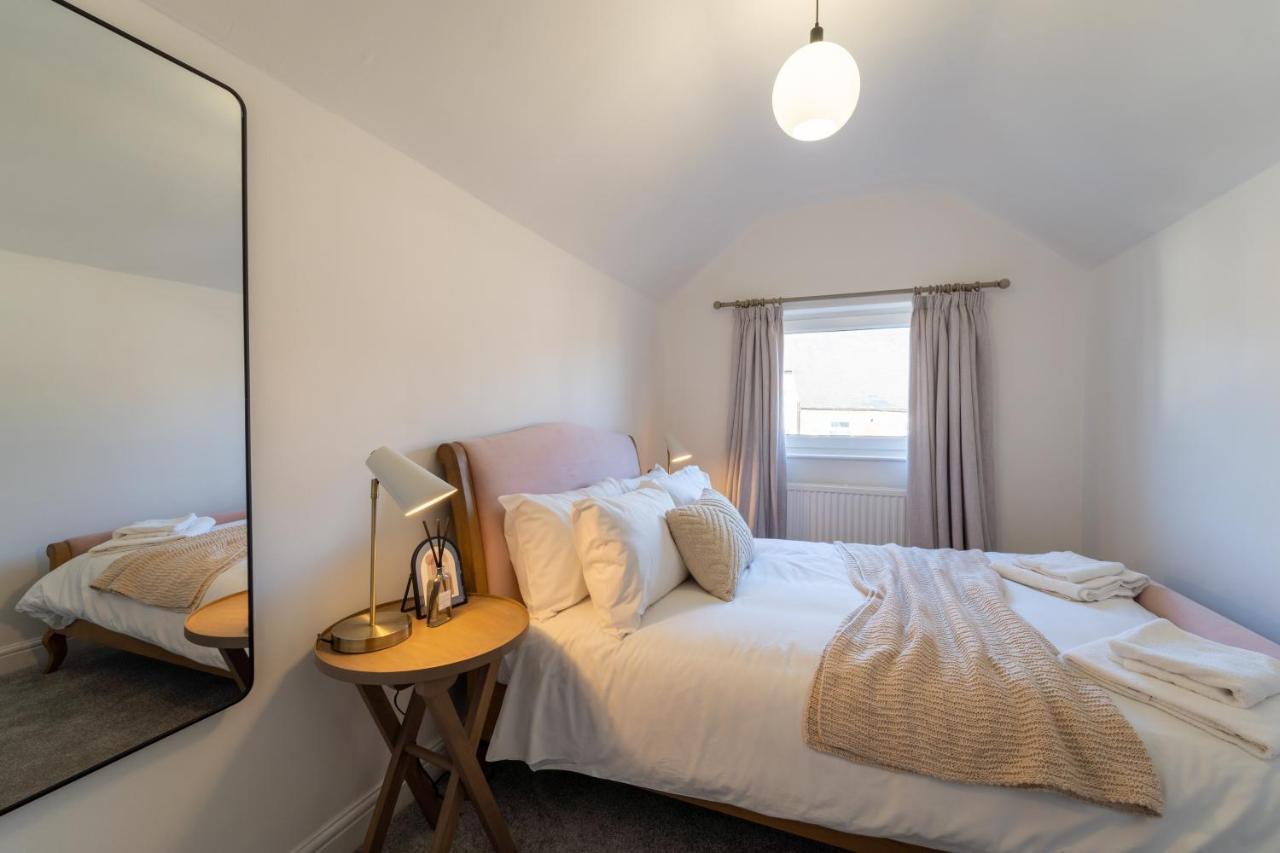 Southview Stays - Three Bedroom House 切斯特 外观 照片